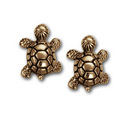 Turtle Stud Earrings in 14k gold