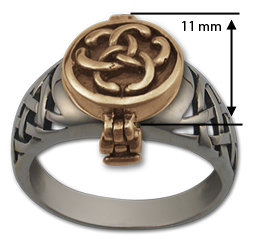 Celtic Poison Ring in White & Yellow Gold