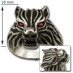 Wolf Head Ring in Sterling Silver
